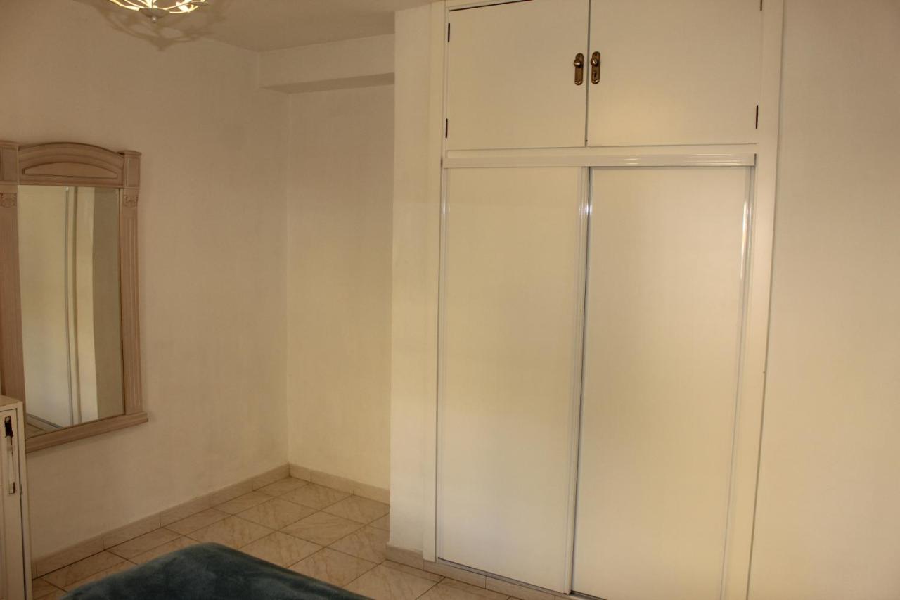 Apartamento Jardin Cerca Del Centro Севілья Екстер'єр фото